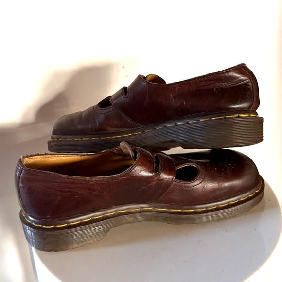 Dr. Martens Brown Leather 8065 Mary Janes Shoes - Picture 12 of 14